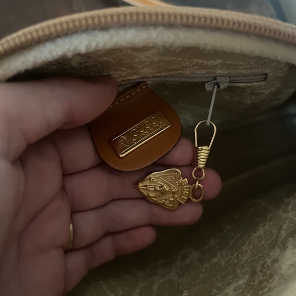 Vintage Gucci Floral & Dragonfly Tan Crossbody bag - Picture 16 of 17